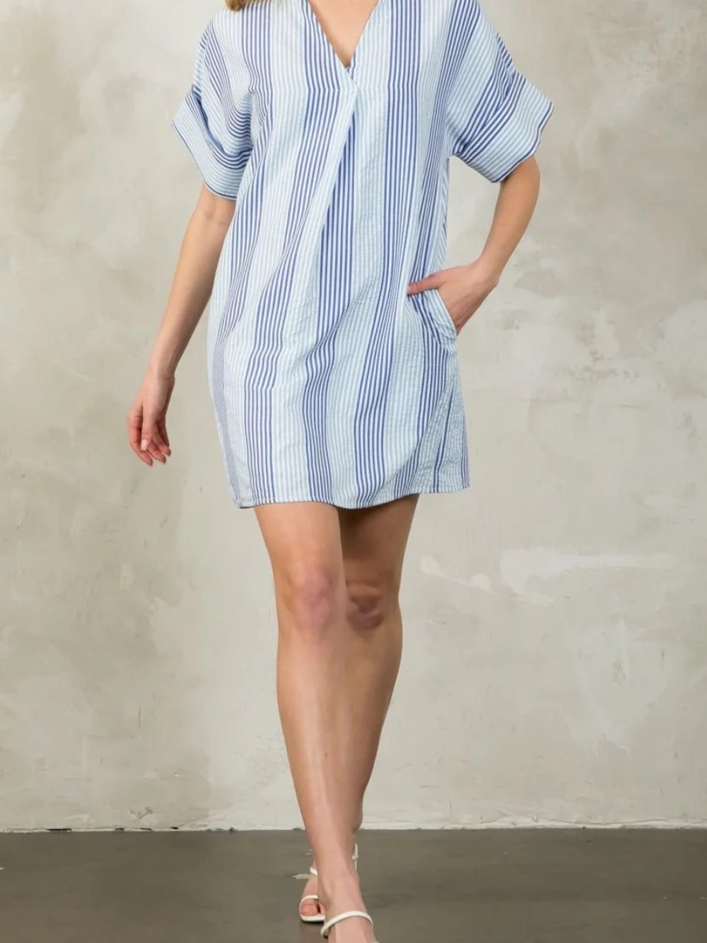 Like New THML 
Seersucker Dress